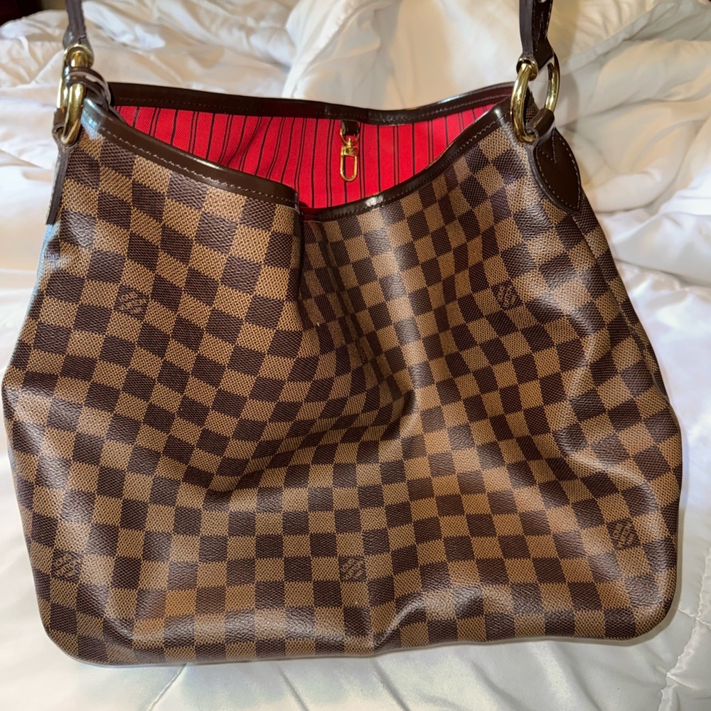 AUTHENTIC!  Louis Vuitton Brown and Red Shoulder Bag with Gold keychain.